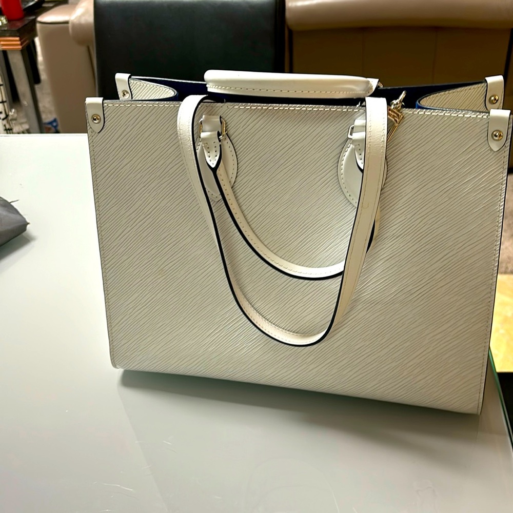 Louis Vuitton white Epi leather On-The-Go tote bag Authentic